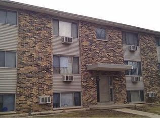 1578 Mark Ave, Elgin, IL 60123