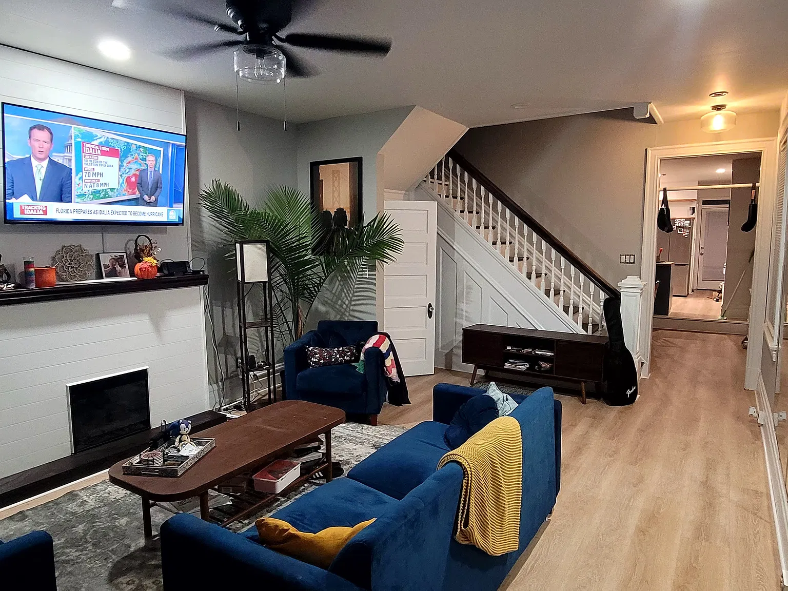 4 bed, 2.5 bath, 1952 sqft, $2,095 — Photo 4