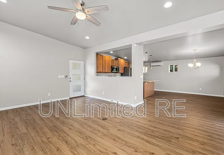 3948 E Del Rio Dr — Photo 8