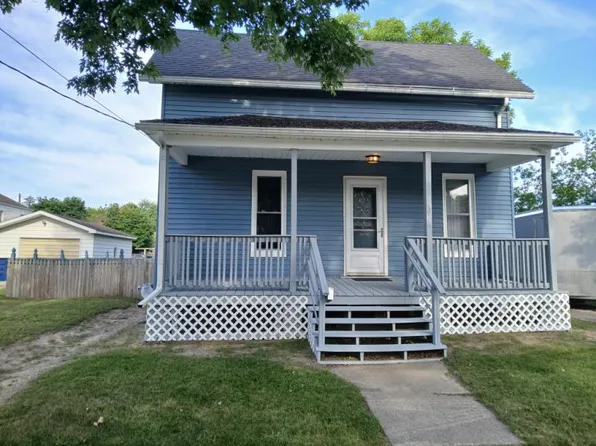 1704 S Henry St, Bay City, MI 48706