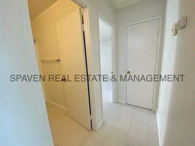 2891 Canyon Crest Dr #62 — Photo 6