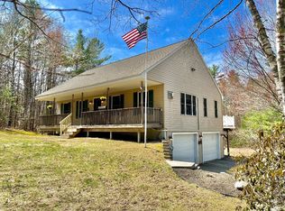 153 Spiller Hill Rd, Raymond, ME 04071