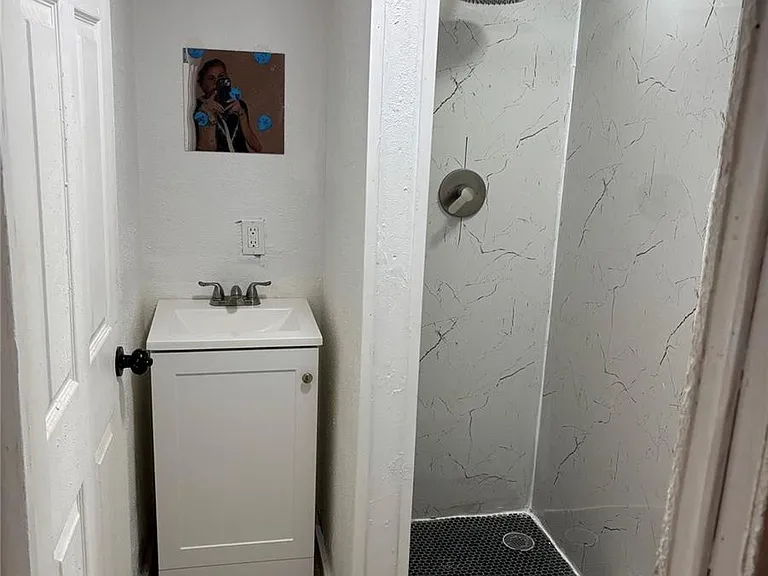 8556 Berkley Dr — Photo 7