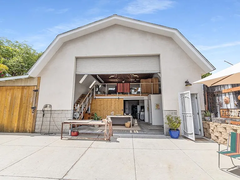 2102 Deerpark Dr — Photo 44