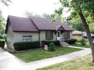 9301 S 82nd Ave, Hickory Hills, IL 60457