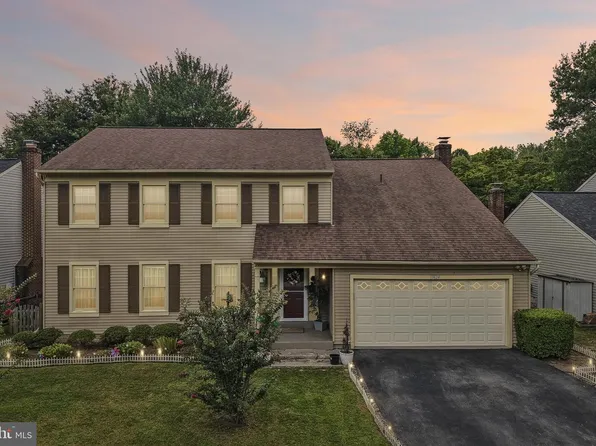 13624 Hartsbourne Dr, Germantown, MD 20874