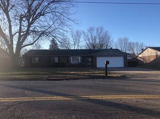 303 Sycamore Rd, Trenton, OH 45067