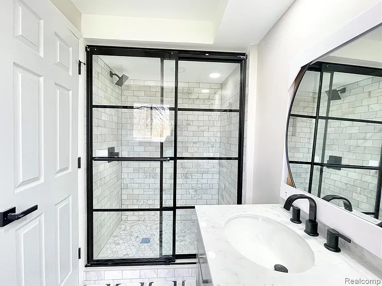 600 Sedgefield Dr — Photo 18