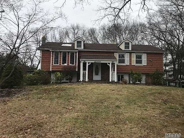 1st image of 17 Woodbridge Lane St