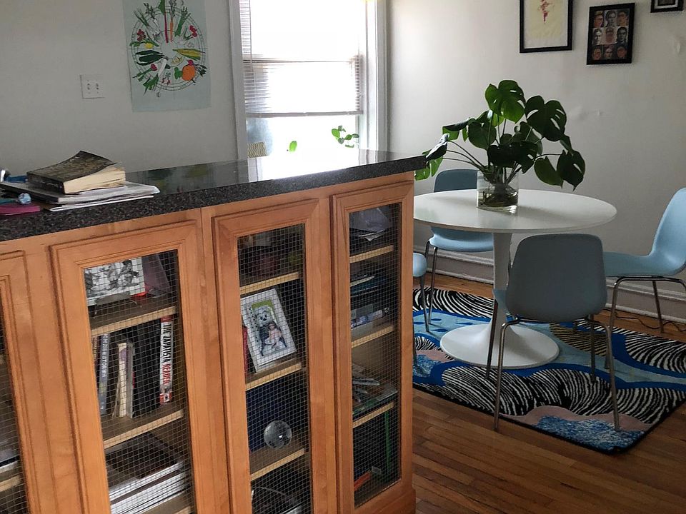 1st image of 4802 N Fairfield Ave #8