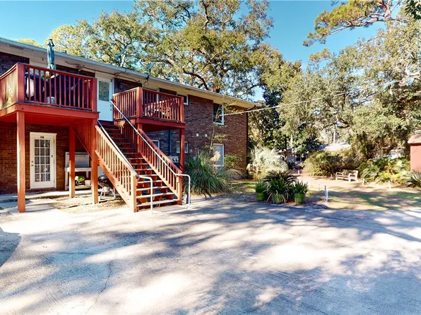 1 Lanier Rd APT 3, Jekyll Island, GA 31527