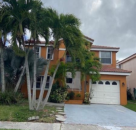3rd image of 7520 Viscaya Cir