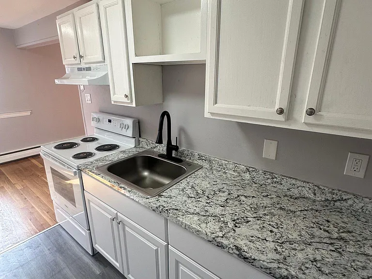 22 Atwood St #C4 — Photo 5
