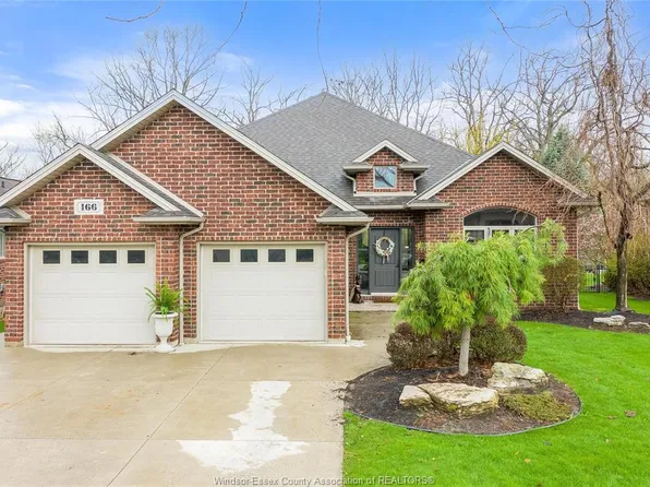 166 Woodycrest Ave, Kingsville, ON N9Y 0A4