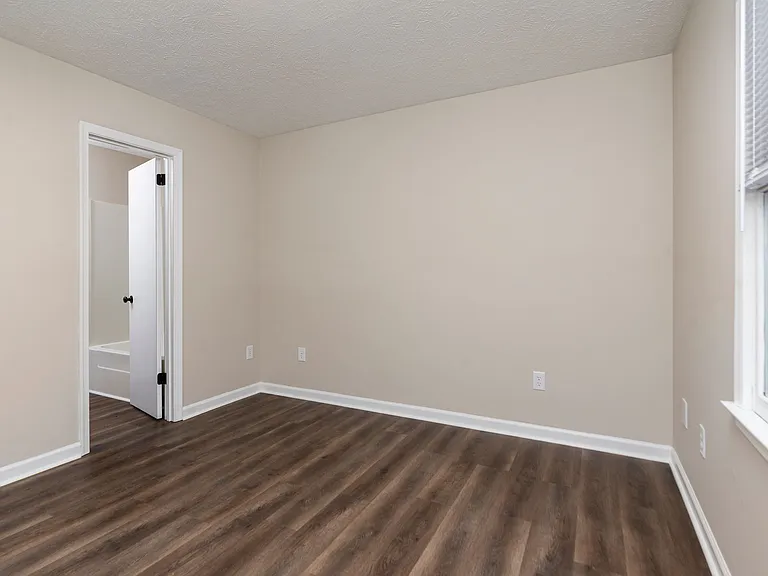 450 Cedar Ave #6 — Photo 7