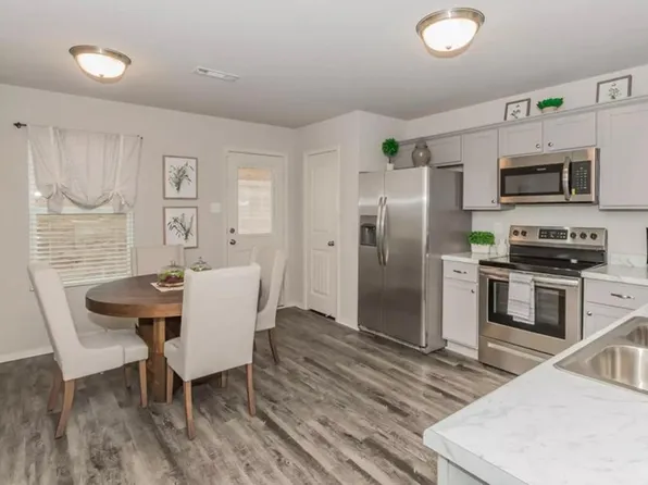 5137 Woodstream Dr, Alexander, AR 72002