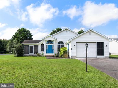128 Hollywood Dr, Ocean View, DE, 19970