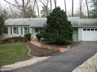 1335 Buttermilk Ln, Reston, VA 20190