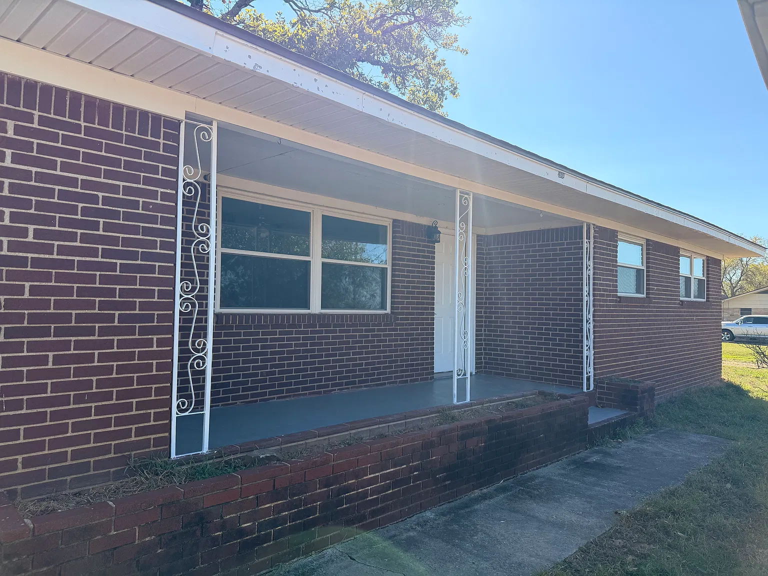 3 bed, 1525 sqft, $1,200 — Photo 2