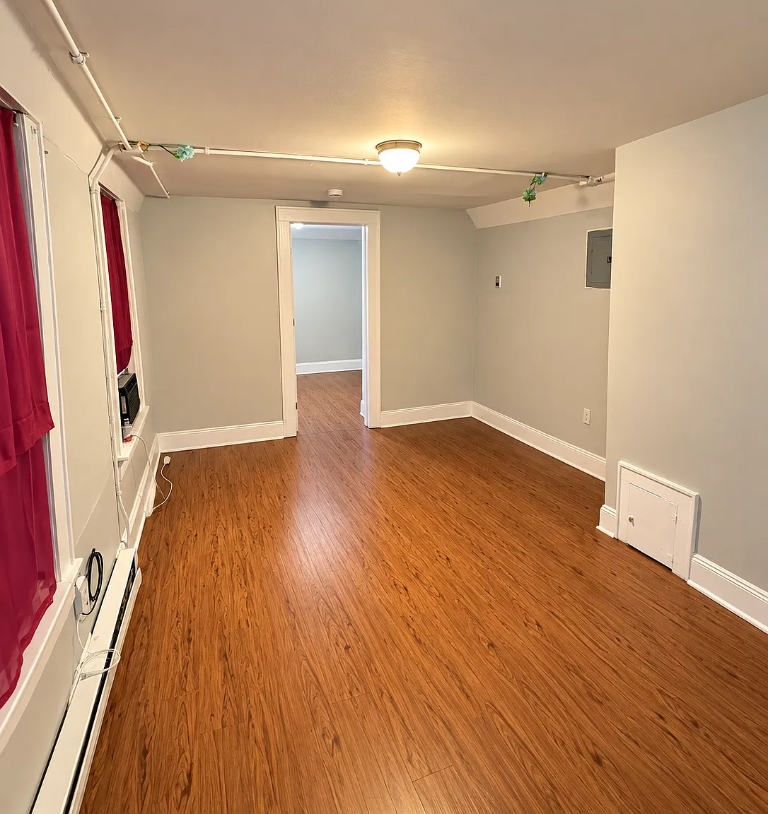 1 bed, 750 sqft, $1,875 — Photo 2