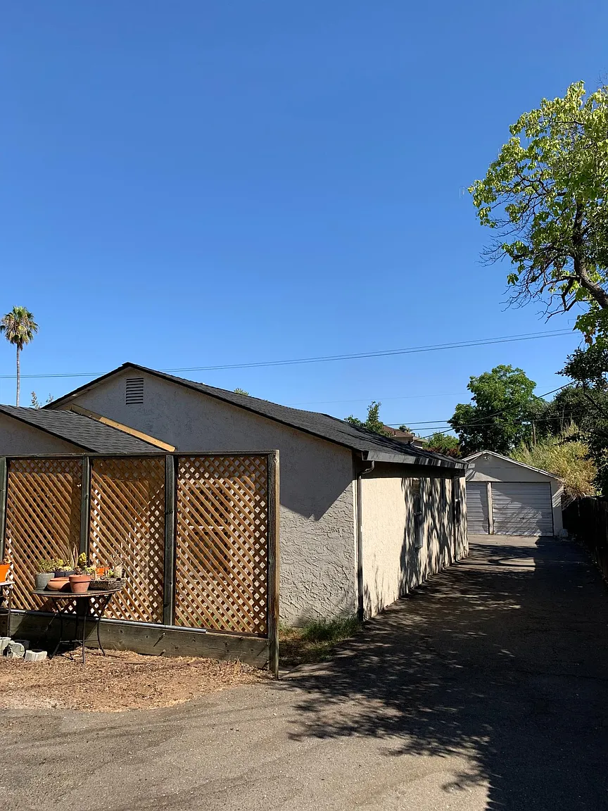 314 Elefa St #1 photo 1