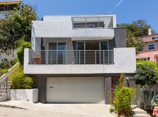 3907 W De Longpre Ave, Los Angeles, CA 90027