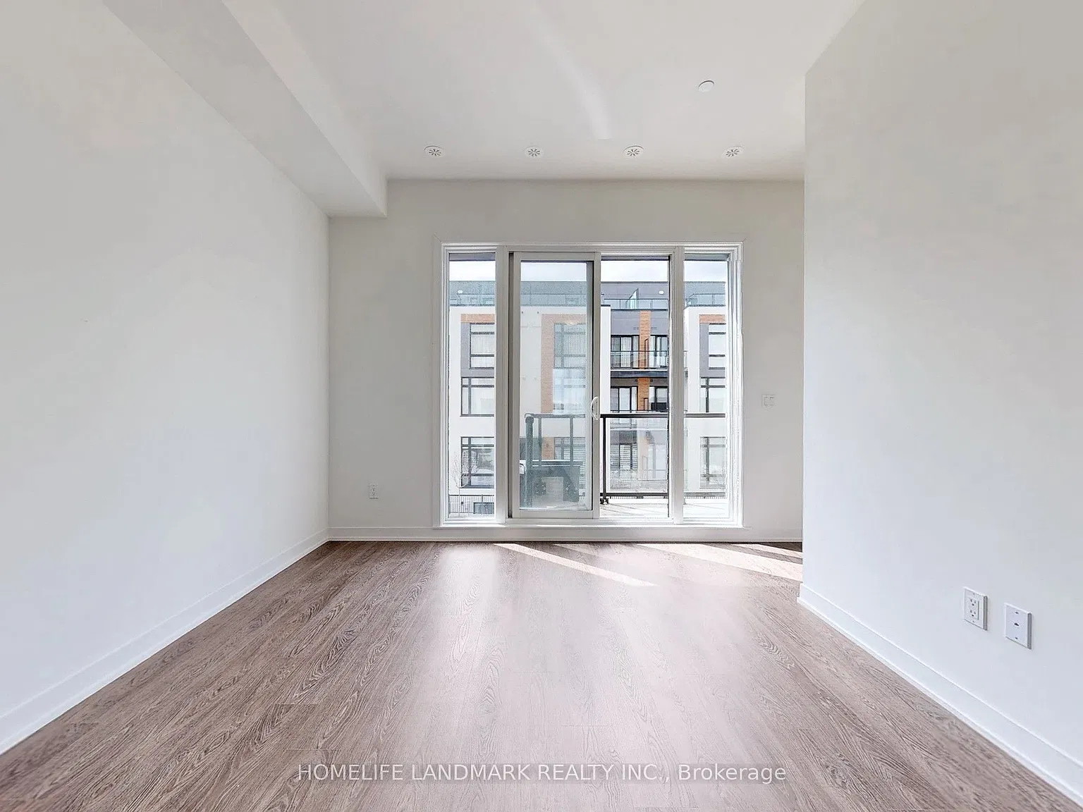 3 bed, $3,490 — Photo 2