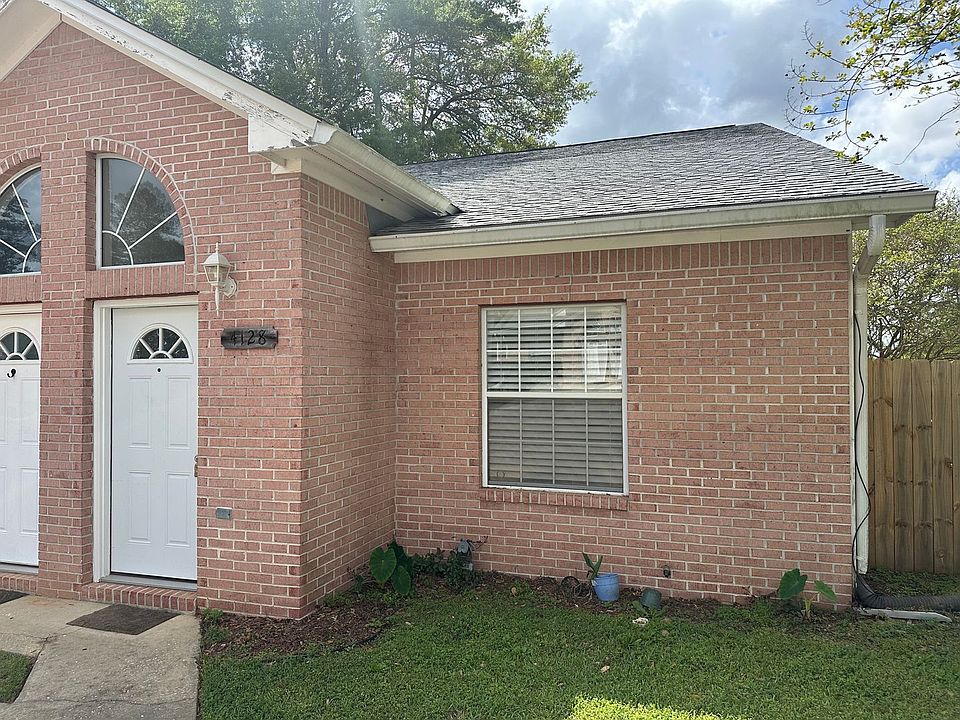 1st image of 4128 Castellan Dr