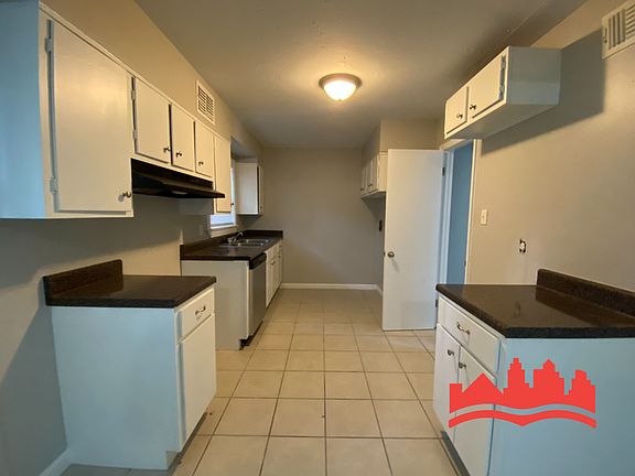 5th image of 3139 Edgeware Rd S