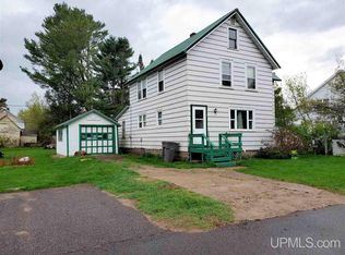 119 N Birch St, Gwinn, MI 49841
