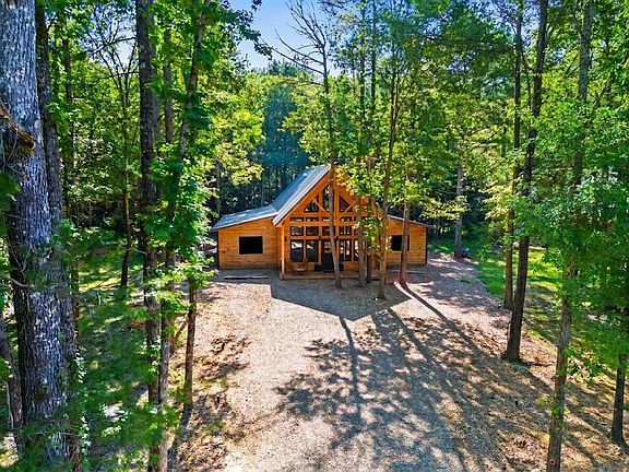 2nd image of 86 Preserve Way