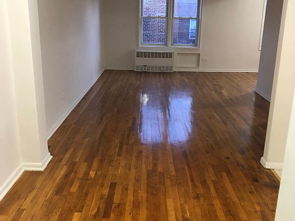 3rd image of 14333 Sanford Ave APT F6