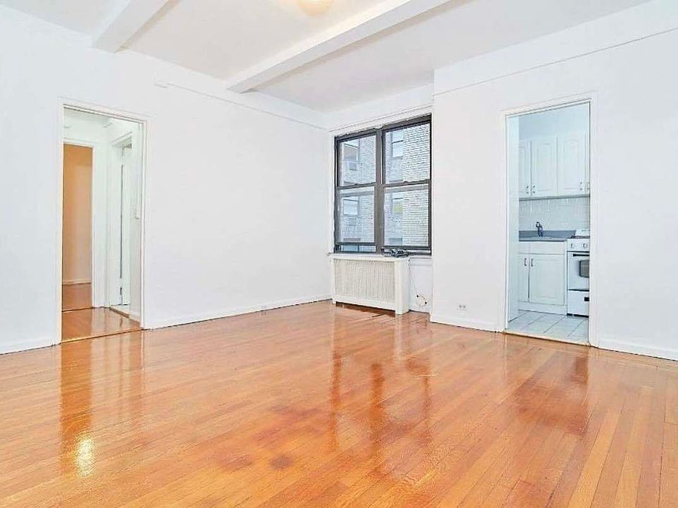 1st image of 135 E 50th St #6AA