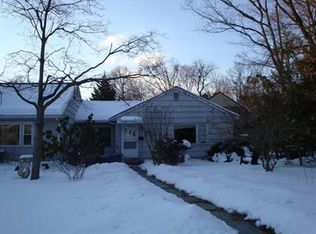 101 Lawn St, Park Ridge, NJ 07656