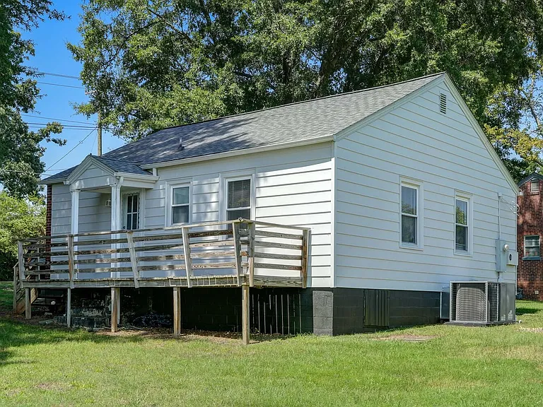 206 Merriman St — Photo 16