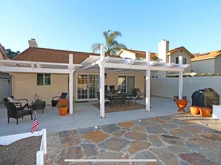 11153 Avenida De Los Lobos — Photo 7