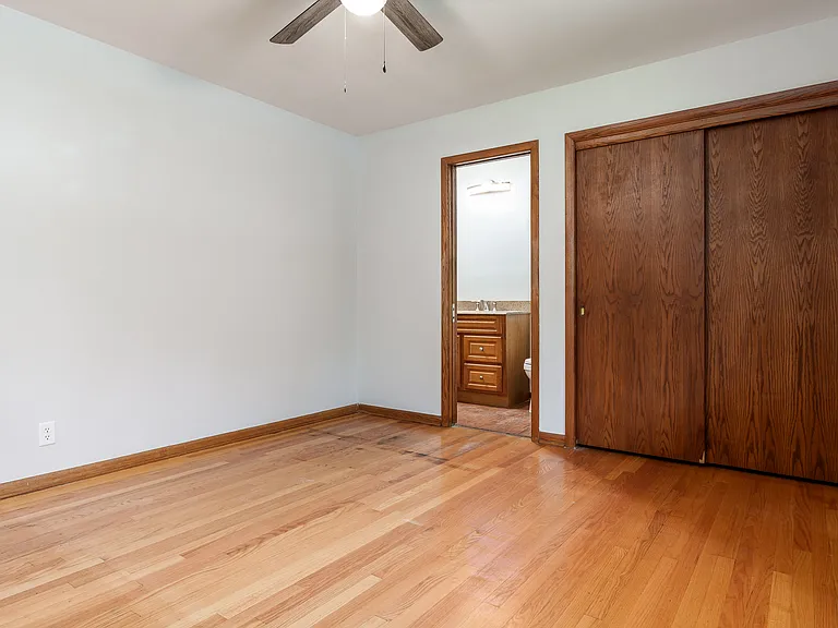 5418 Tam O Shanter Dr — Photo 24