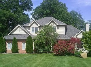 3641 Black Eagle Dr, Howell, MI 48843