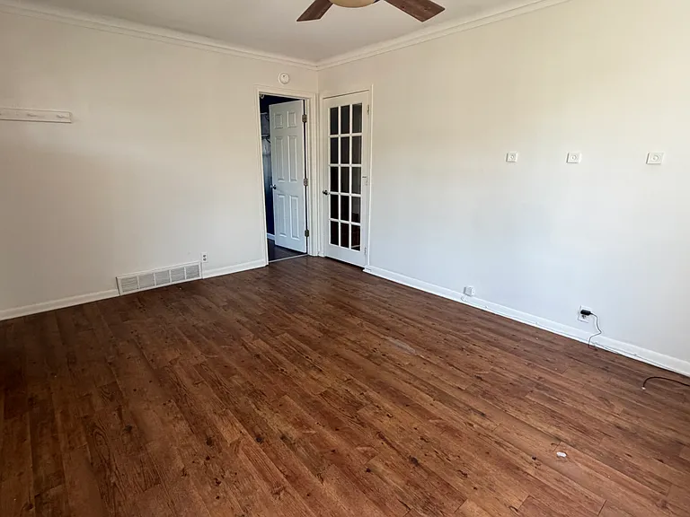 2316 Harris St — Photo 10