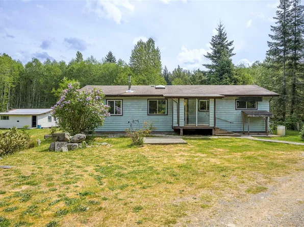 400 Dyer Rd, Sayward, BC V0P 1R0