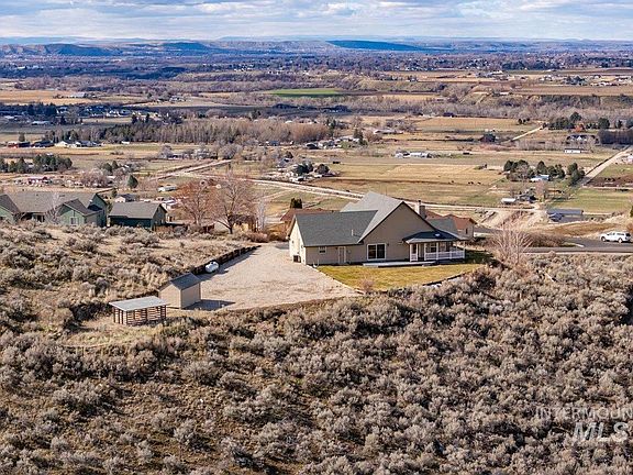 5th image of 2132 Corral Rd