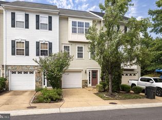3827 Watkins Mill Dr, Alexandria, VA 22304