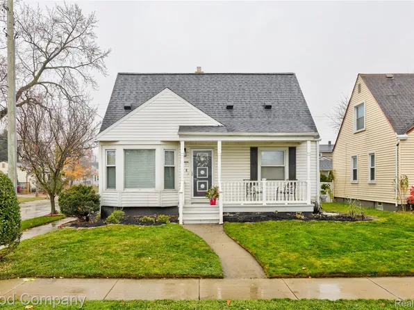 2480 Woodward Hts, Ferndale, MI 48220