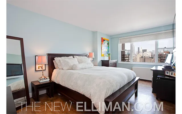 Sold by Douglas Elliman | media 18