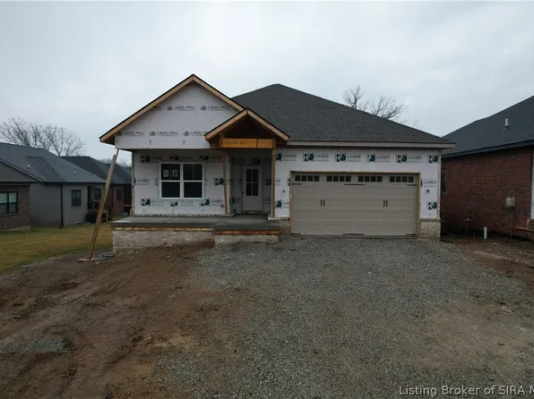 4644 Red Tail Ridge #211, Jeffersonville, IN 47130