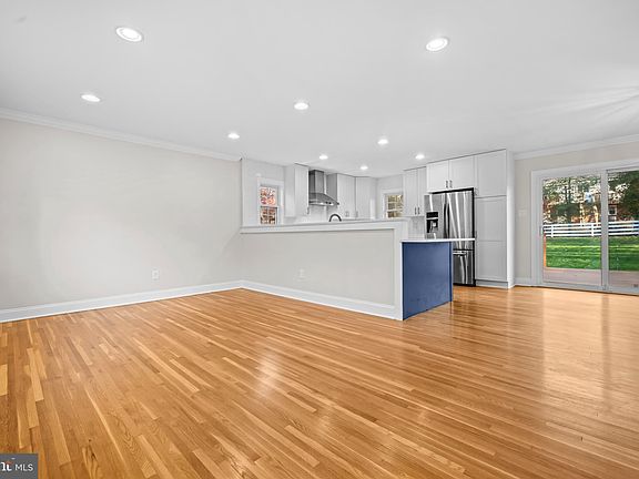 5th image of 4301 Braeburn Dr