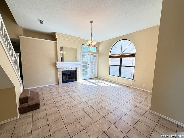 4 bed, 2.5 bath, 1443 sqft, $1,495 — Photo 3