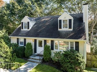 10 Lantern Ln, Greenwich, CT 06831