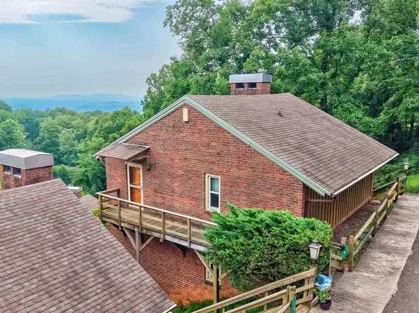 6 Doe Highlands Dr #6, Hillsville, VA 24343