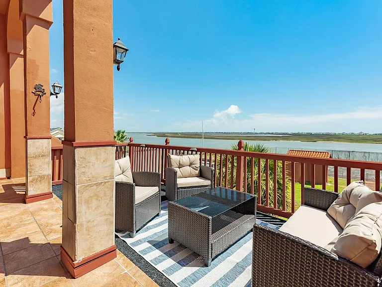 411 Sailfish St #101 — Photo 24